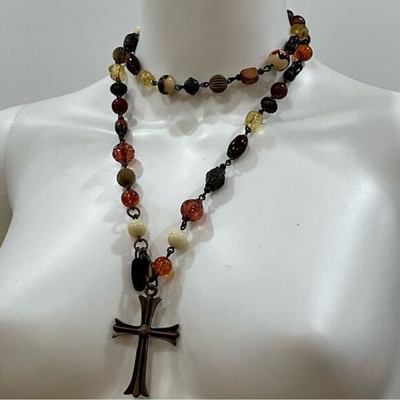 Necklace, Cross Beaded, The Limited - Picture 7 of 13